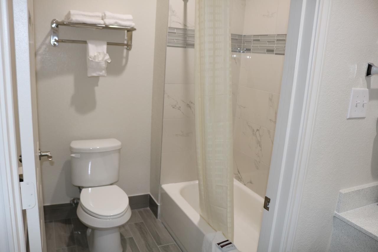 Scottish Inn & Suites - Iah Airport Humble Eksteriør billede